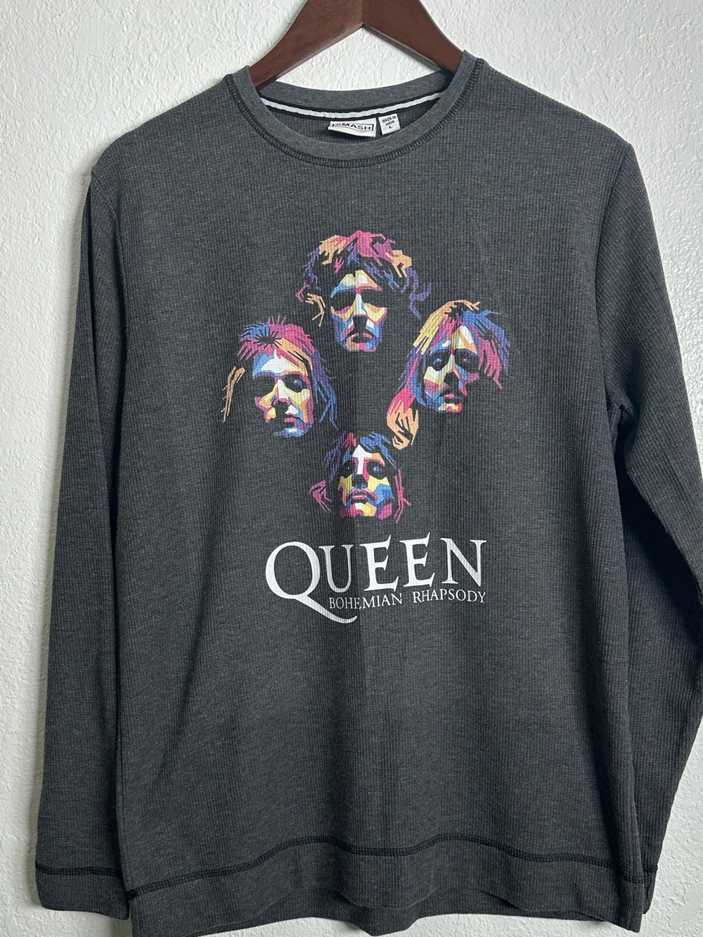SMASH~‎ Queen Bohemian Rhapsody Crewneck Long Sleeve Shirt Size L